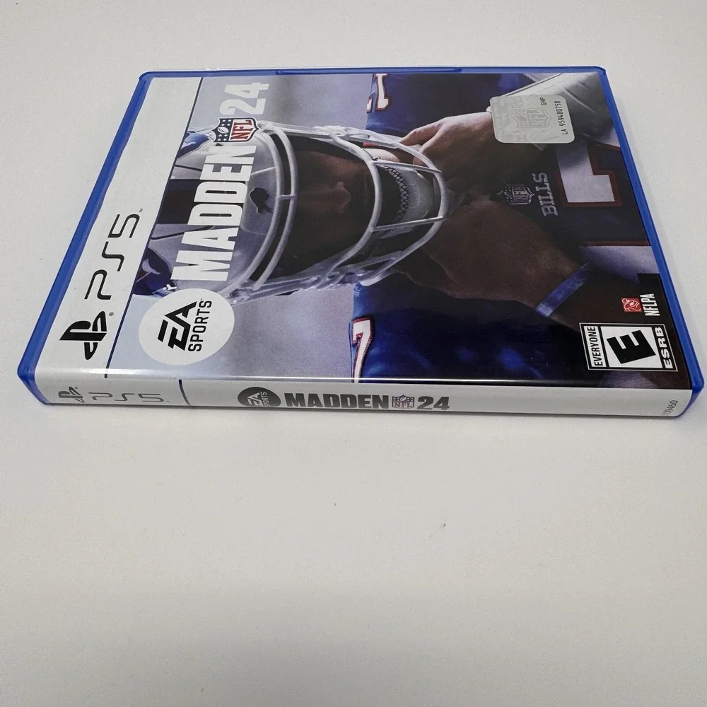 Madden NFL 24 PS5 Playstation 5 Video Game - Picture 3 of 6